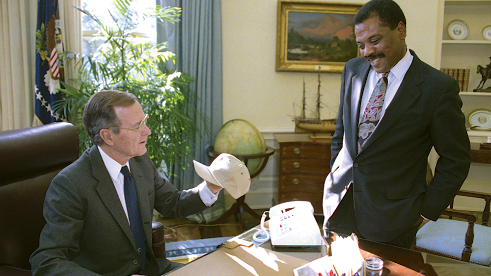 Fred McClure Story – 1992 – Fred McClure and George H. W. Bush in Oval Office 1992
